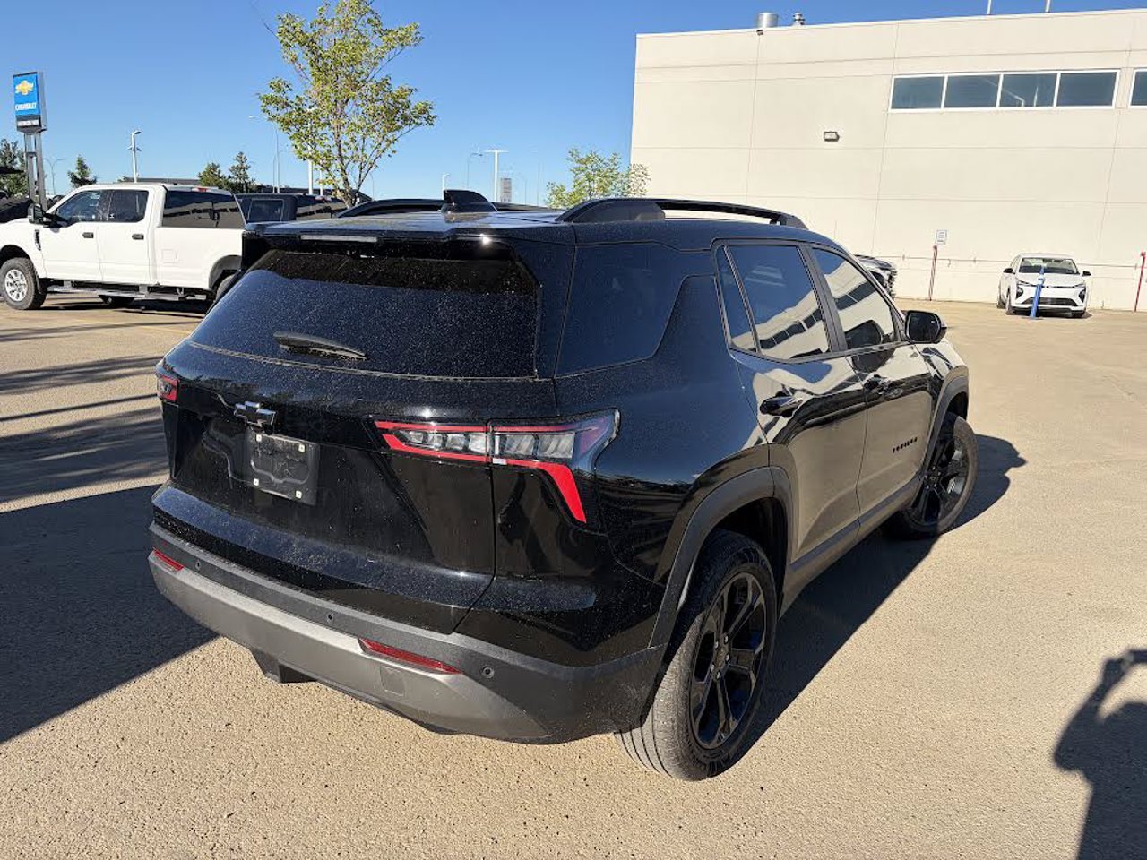 2025 Chevrolet Equinox AWD 4dr LT w/2LT Black Sherwood Park - photo #4