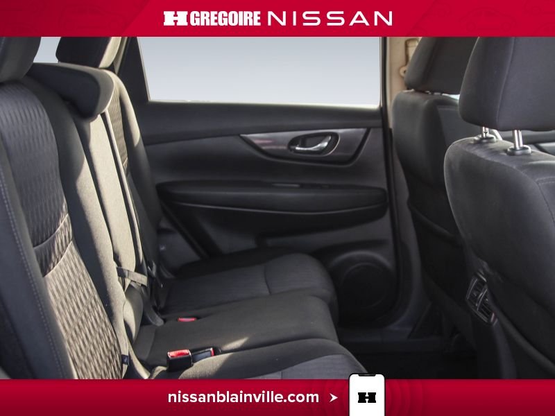 2020 Nissan Rogue White Laval - photo #12