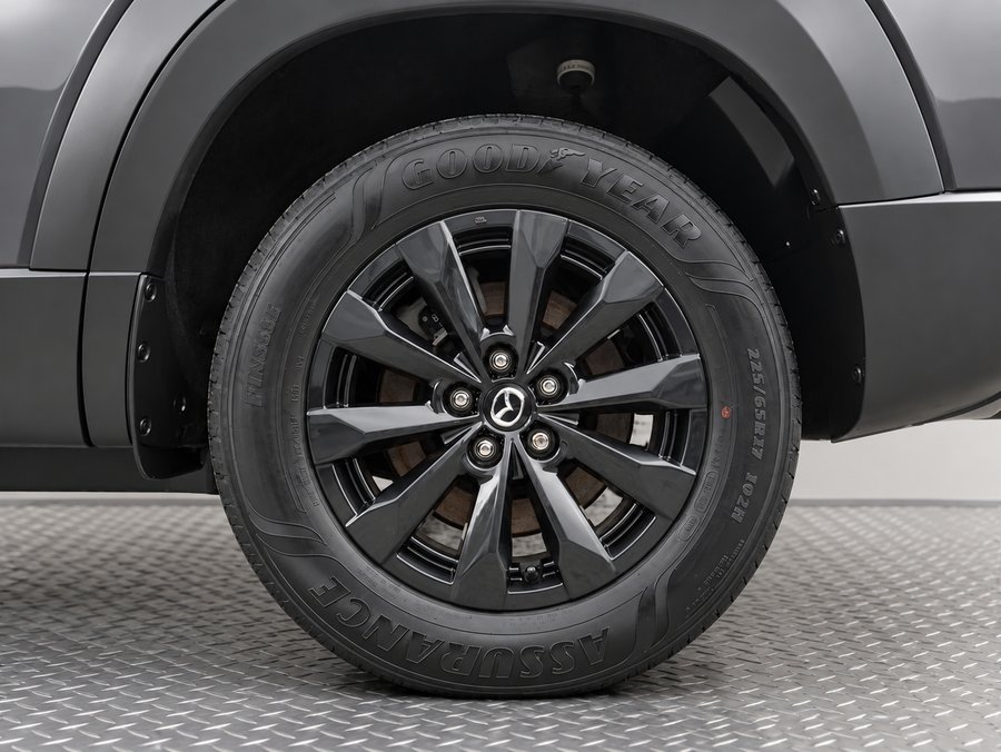 2025 Mazda CX-50 hybride GS-L e-AWD, toit panoramique, sièges avant chauffants, volant chauffant, Apple CarPlay/Android Grey