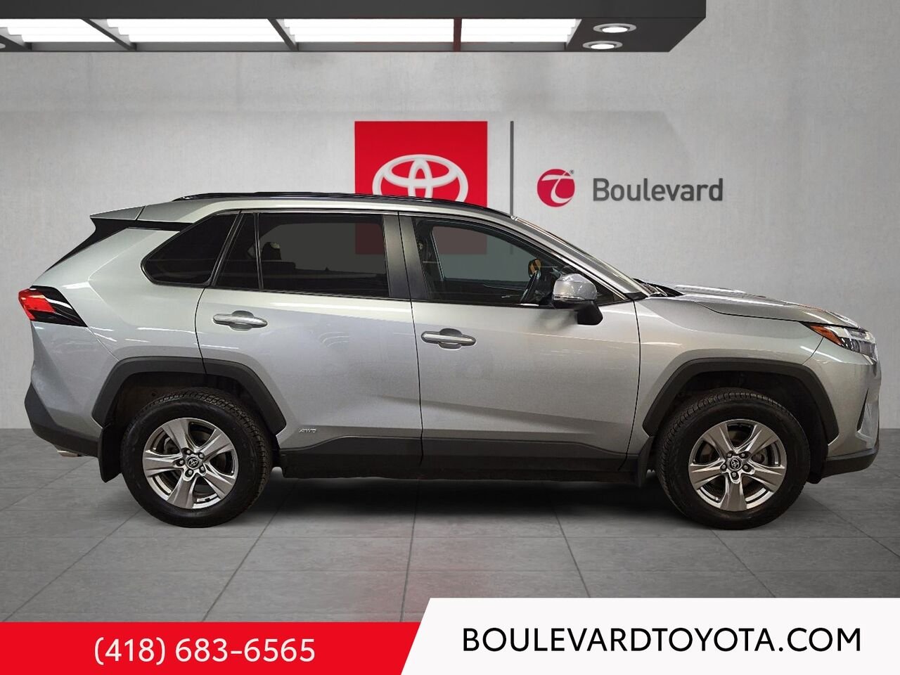 2023 Toyota RAV4 99569A-24 | XLE HYBRIDE, AWD Silver Sky Metallic Québec - photo #2
