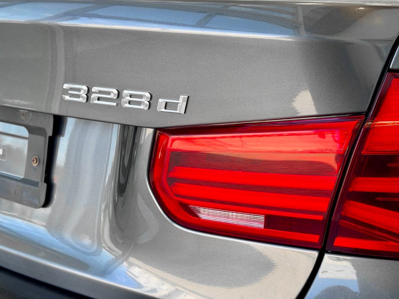 2016 BMW 3 Series Beige Notre-Dame-des-Prairies - photo #11