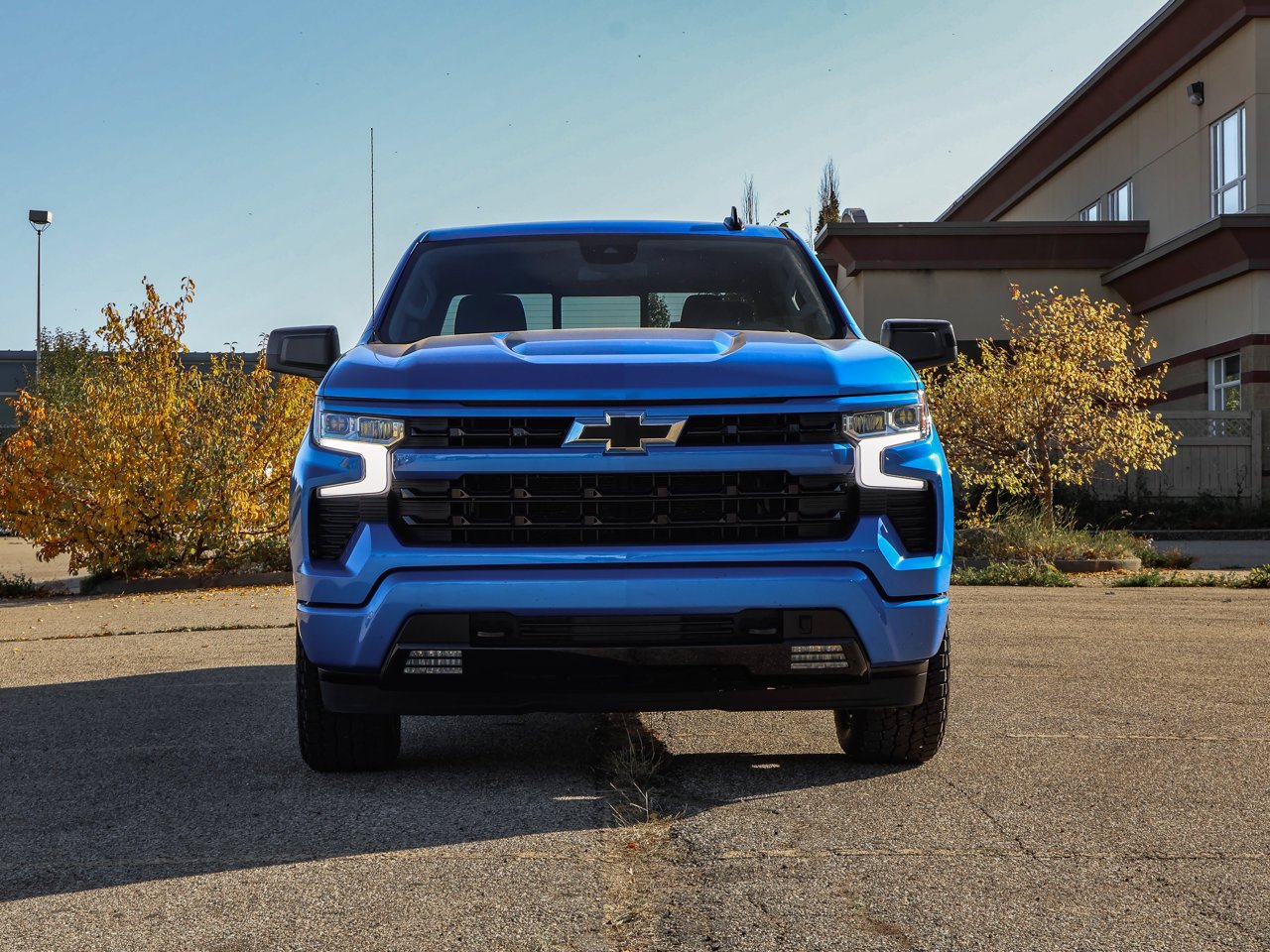 2025 Chevrolet Silverado 1500 4WD Crew Cab 147 RST Blue Sherwood Park - photo #2