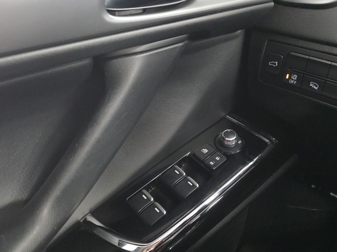 2023 Mazda CX-9 GS-L TI, 7 passagers, Apple carplay, Toit ouvrant, volant chauffant White Val-David - photo #14