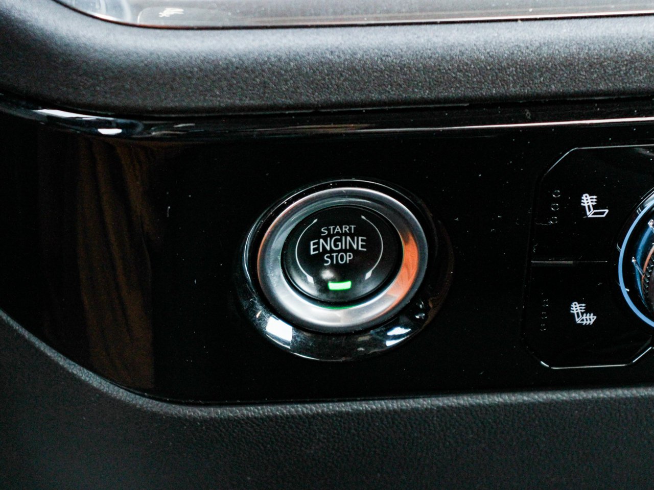 2024 GMC Sierra 1500 4WD Crew Cab 147 Elevation Black Sherwood Park - photo #21