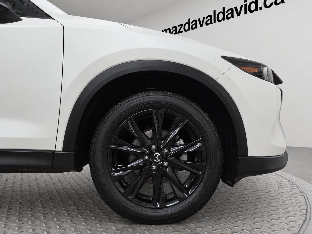 Mazda CX-5 kuro 2023 Blanc Val-David - photo #8
