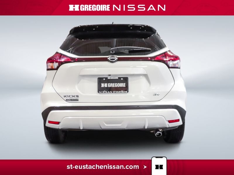 2023 Nissan Kicks White Laval - photo #8