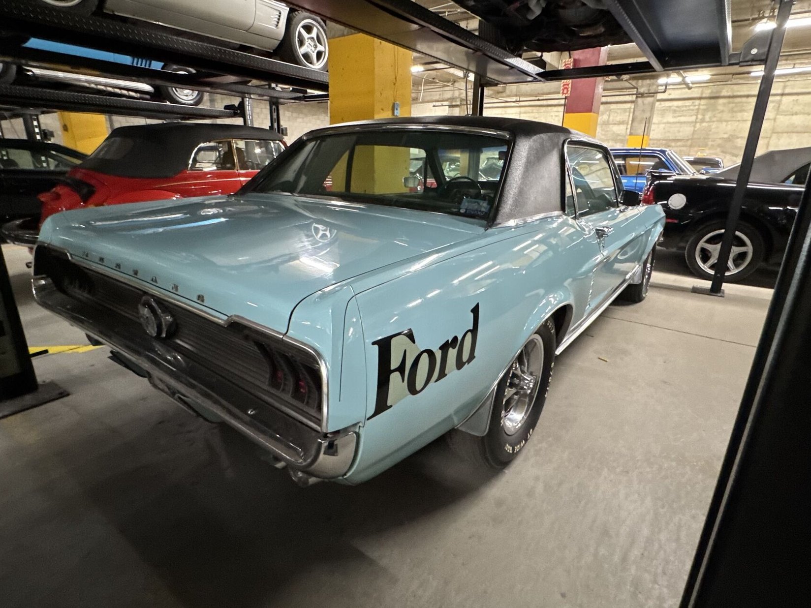 Ford Mustang 1967 Bleu Montréal - photo #3