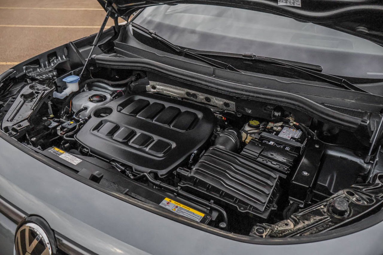 2026 Volkswagen Tiguan Highline Turbo R-Line 4MOTION Grey Sherwood Park - photo #11