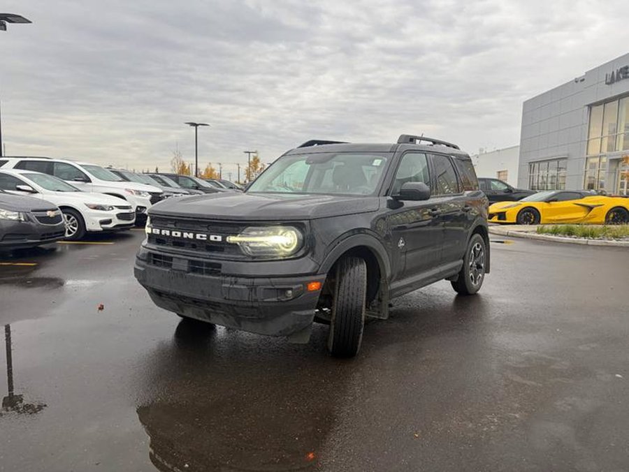 2023 Ford Bronco Sport Outer Banks 300A 1.5L EcoBoost | Power Sunroof Black