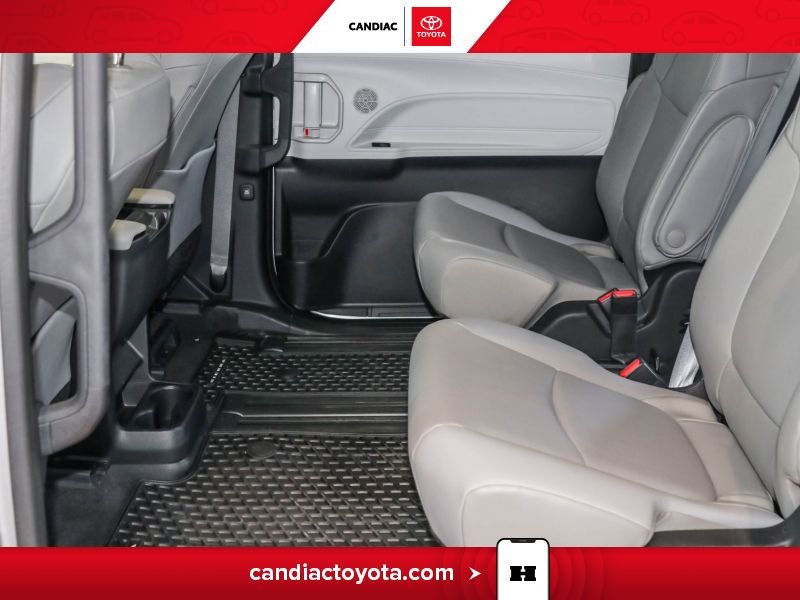 Toyota Sienna 2025 Gris Saint-Eustache - photo #30