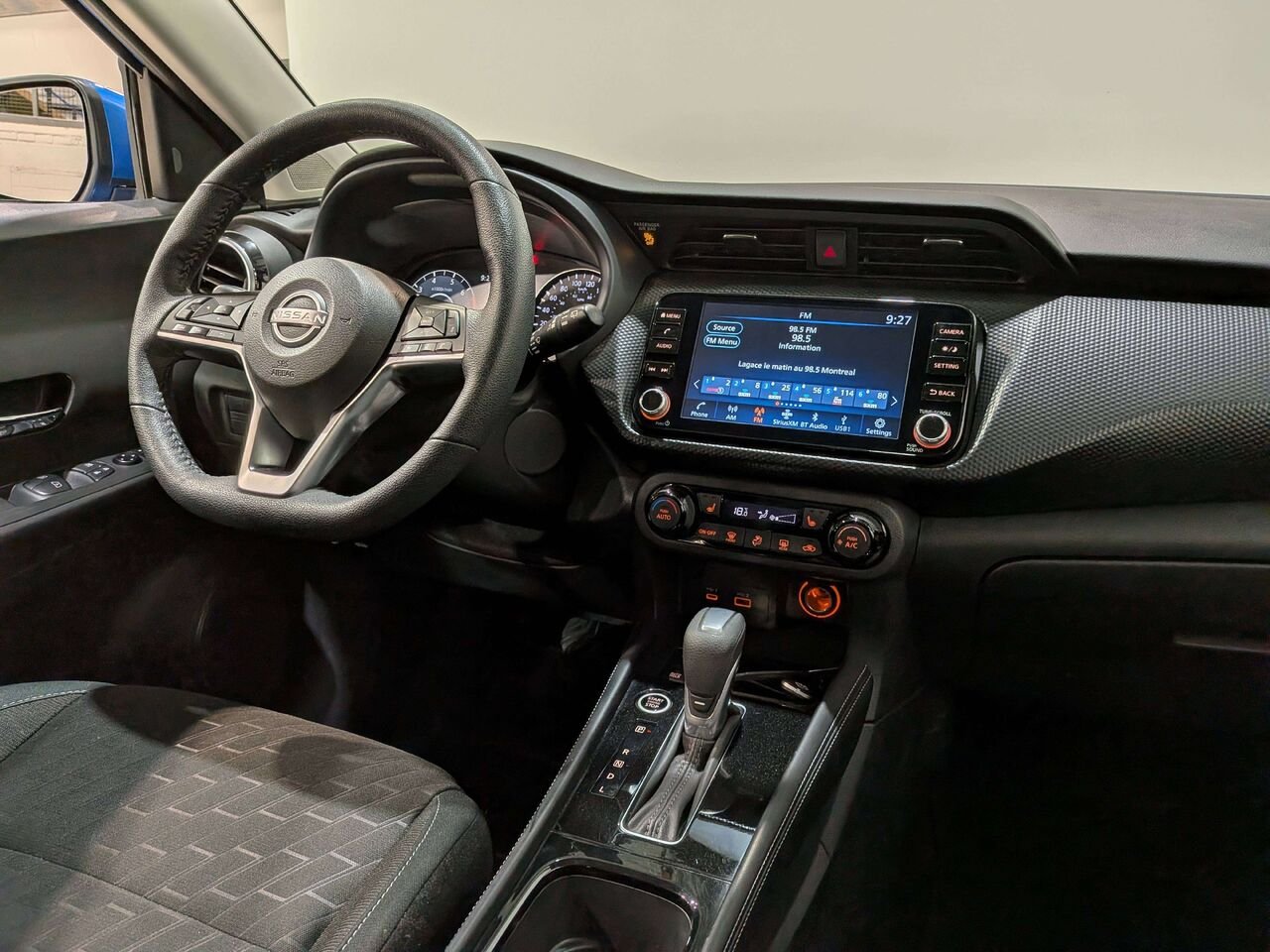 Nissan Kicks 2024 Bleu Val-David - photo #18