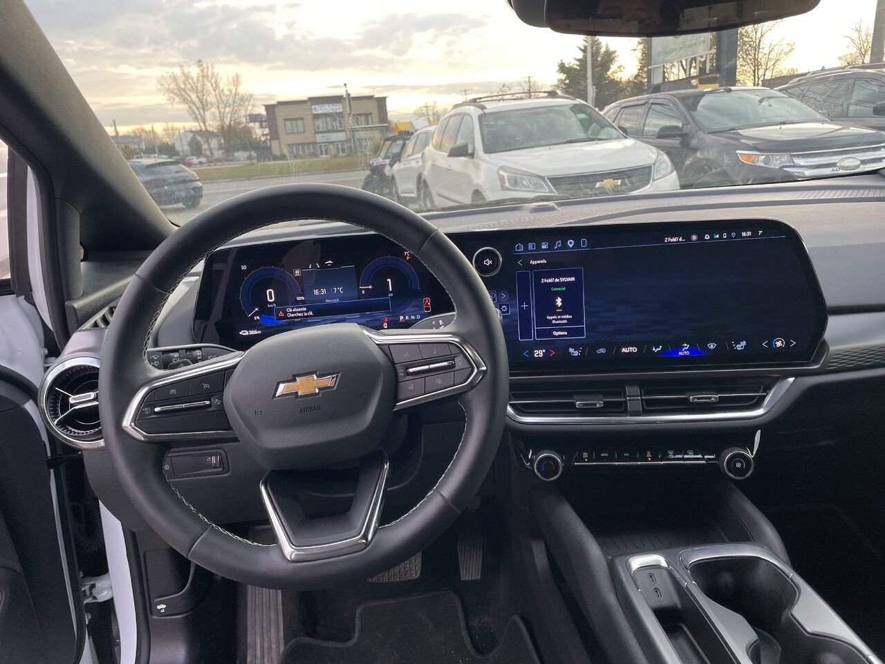 Chevrolet Equinox EV 2026 Blanc Longueuil, - photo #13