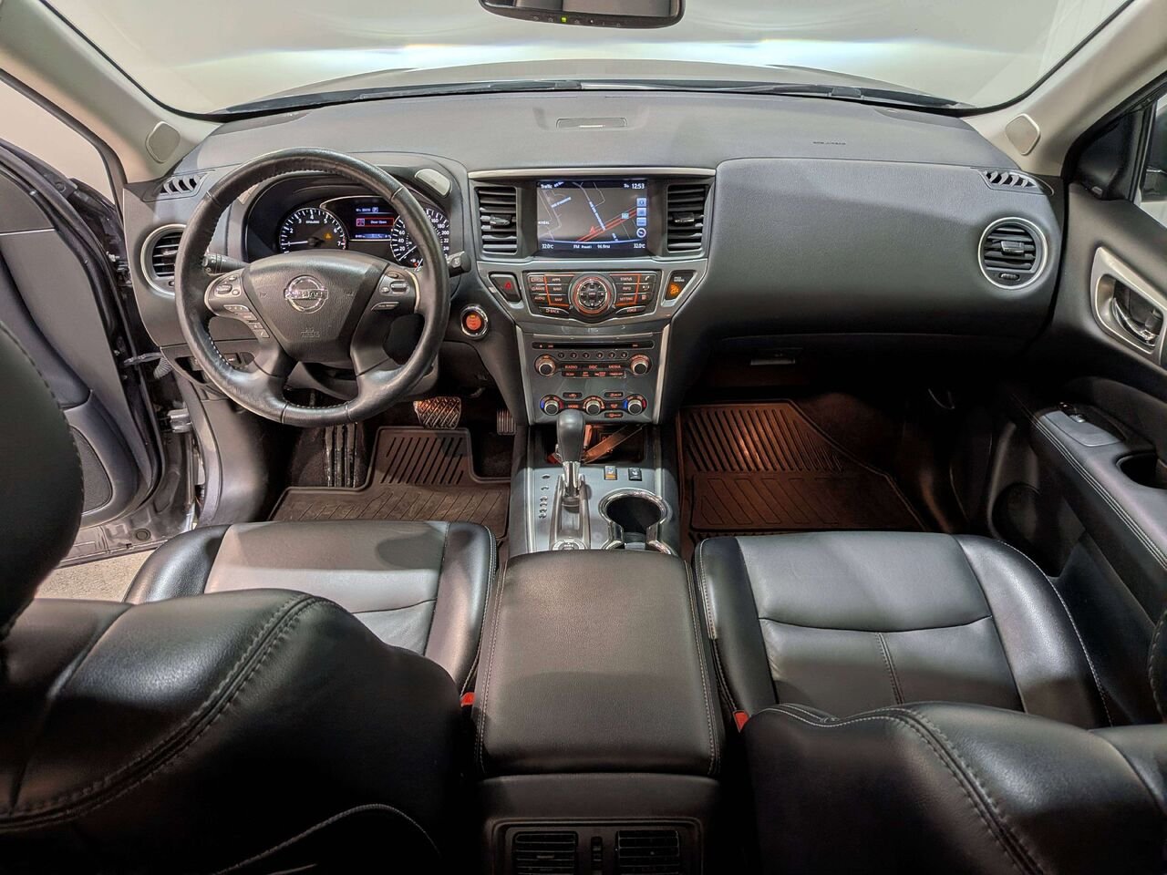 Nissan Pathfinder 2020 Gris Val-David - photo #13