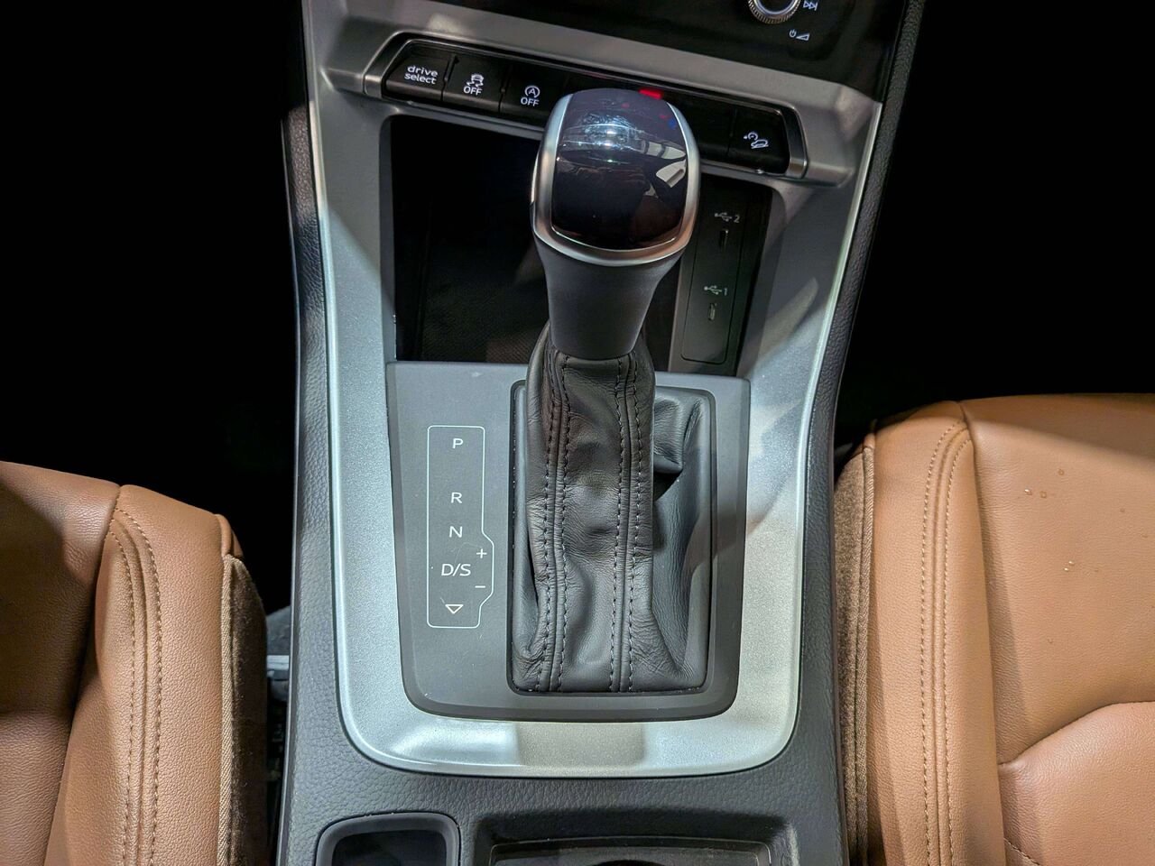 2023 Audi Q3 Komfort 45 TFSI quattro Black Val-David - photo #26