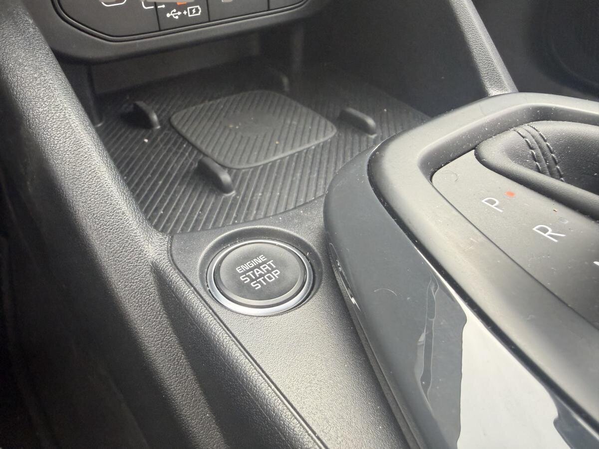 2025 Kia K4 White  - photo #14
