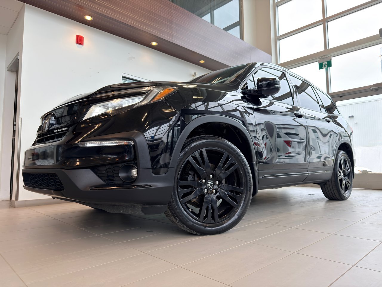 2019 Honda Pilot Black Notre-Dame-des-Prairies - photo #1
