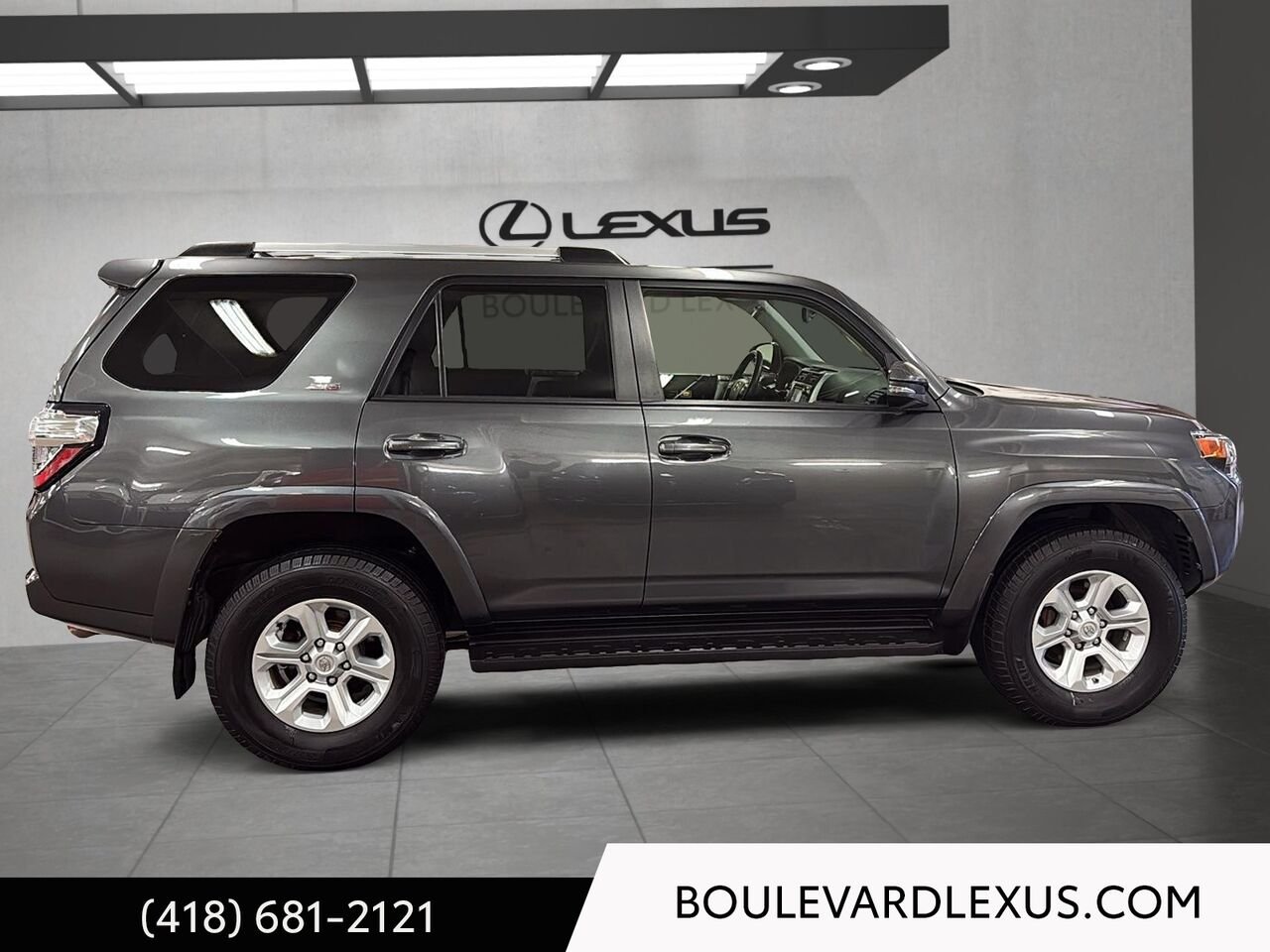 Toyota 4Runner 19850B | 4Runner SR5 V6 4 roues motrices 2019 Gris Québec - photo #2