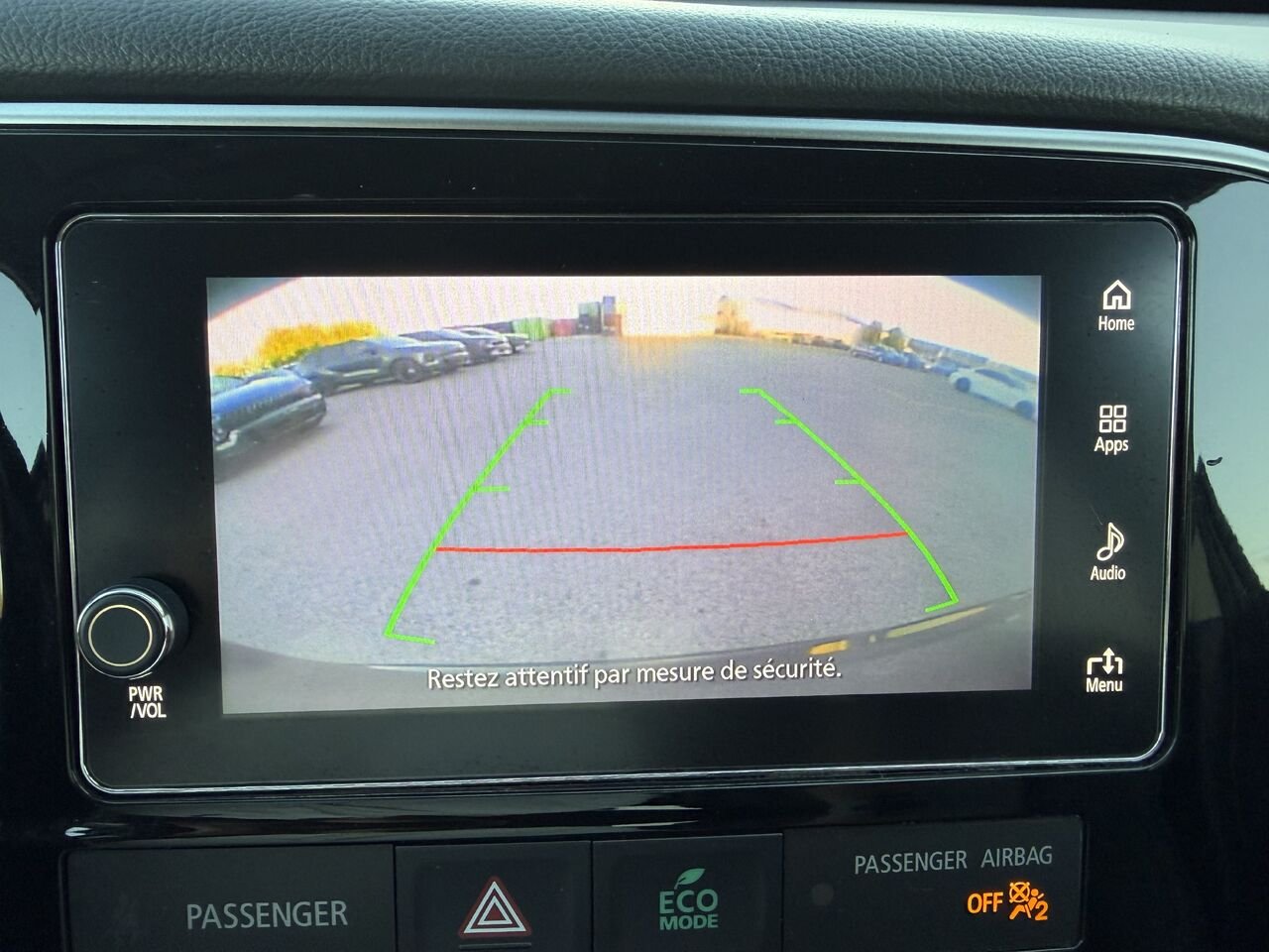 2018 Mitsubishi Outlander Plug-In Hybrid Black Thetford Mines - photo #24
