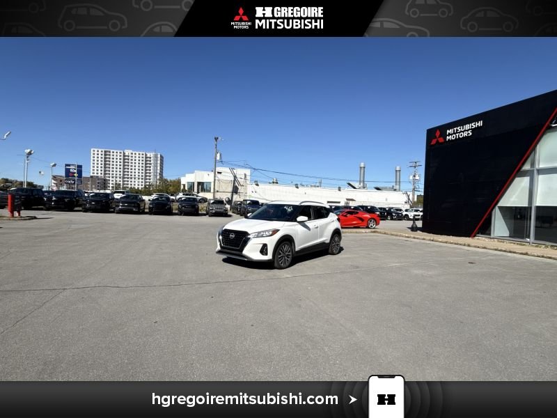 2024 Nissan Kicks SV * Mags * Caméra * Carplay * Bluetooth White