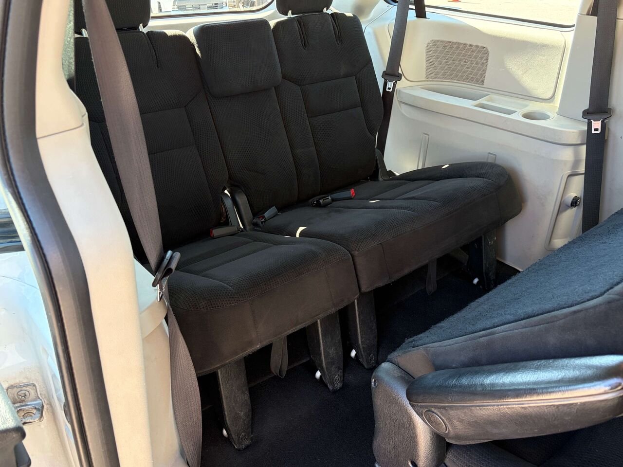 Dodge Grand Caravan 2016 Blanc Gatineau - photo #18