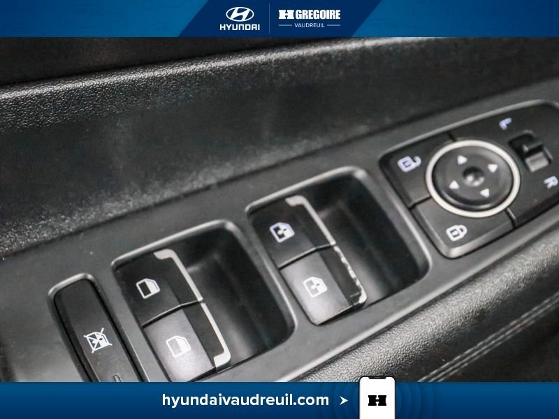 2019 Hyundai Santa Fe Black Blainville - photo #16