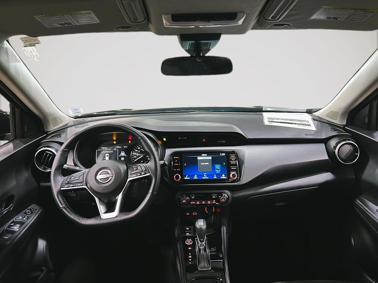Nissan Kicks Play SV 2025 Noir Québec - photo #9