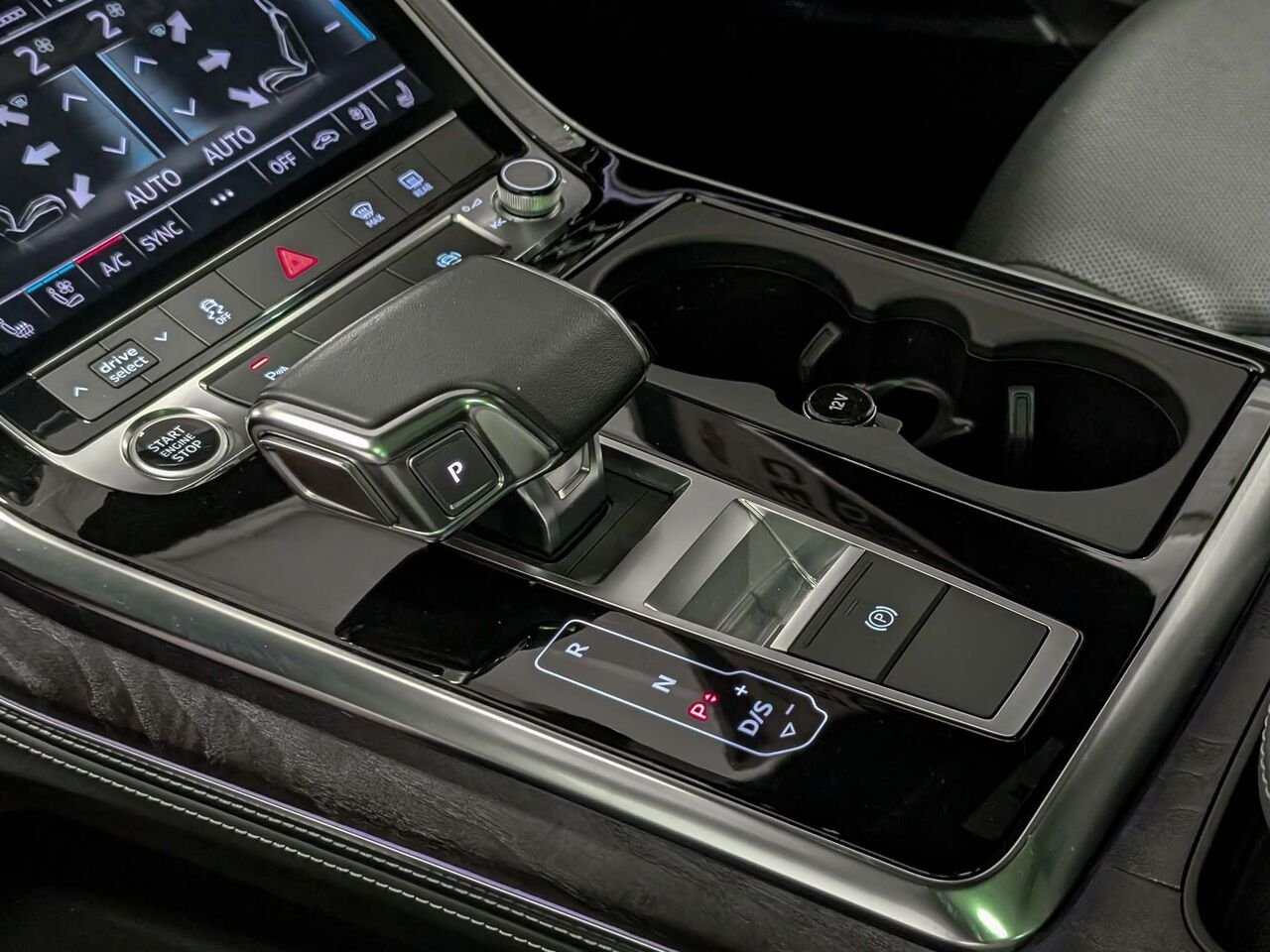 Audi Q8 3.0 TFSI Quattro S-line Black Optic Roues 22 Pouce 2022 Autre Sherbrooke - photo #18