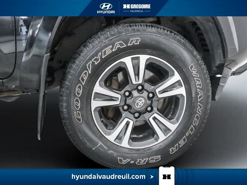 Toyota Tacoma 2018 Noir Blainville - photo #33
