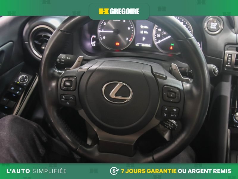 Lexus IS 2022 Gris Laval - photo #18