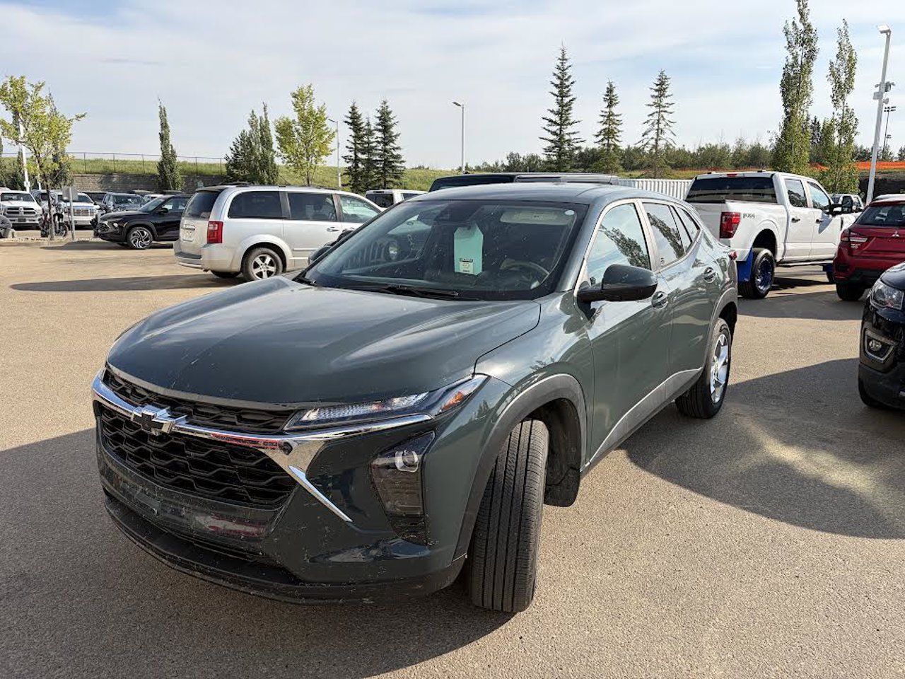 2025 Chevrolet Trax FWD 4dr LS Grey Sherwood Park - photo #2