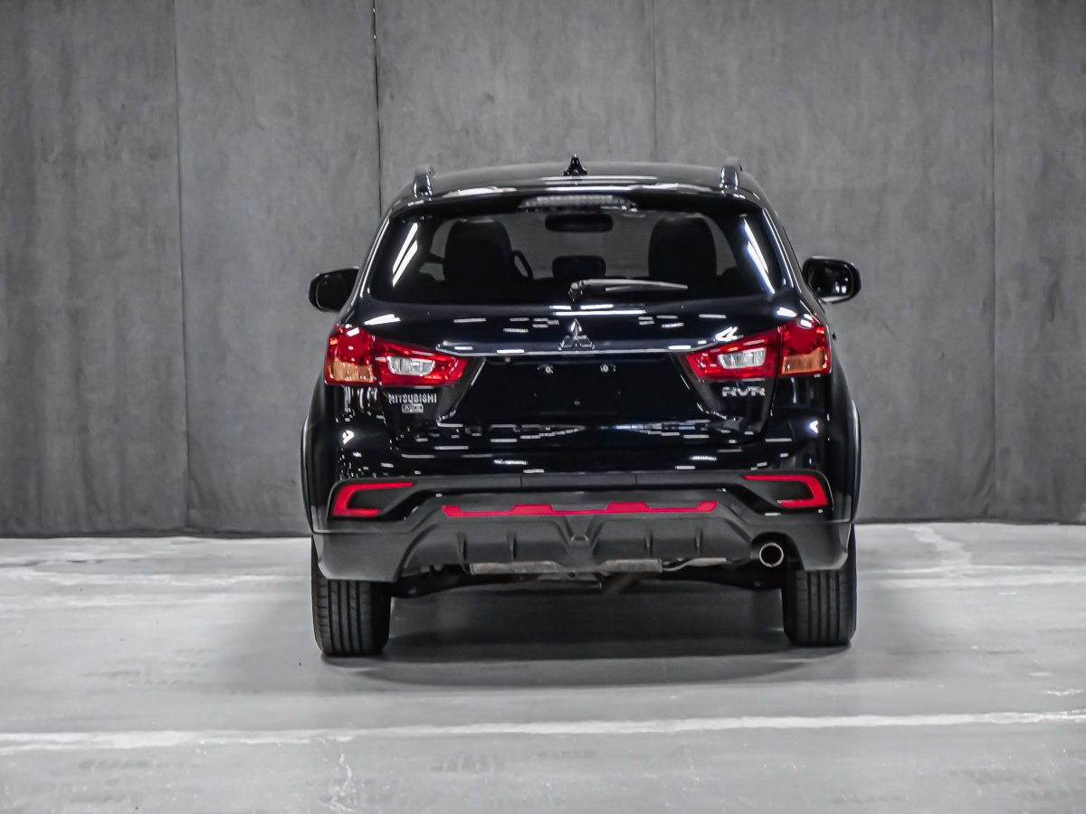Mitsubishi RVR SEL TOIT PANORAMIQUE 2019 Noir Montréal - photo #4