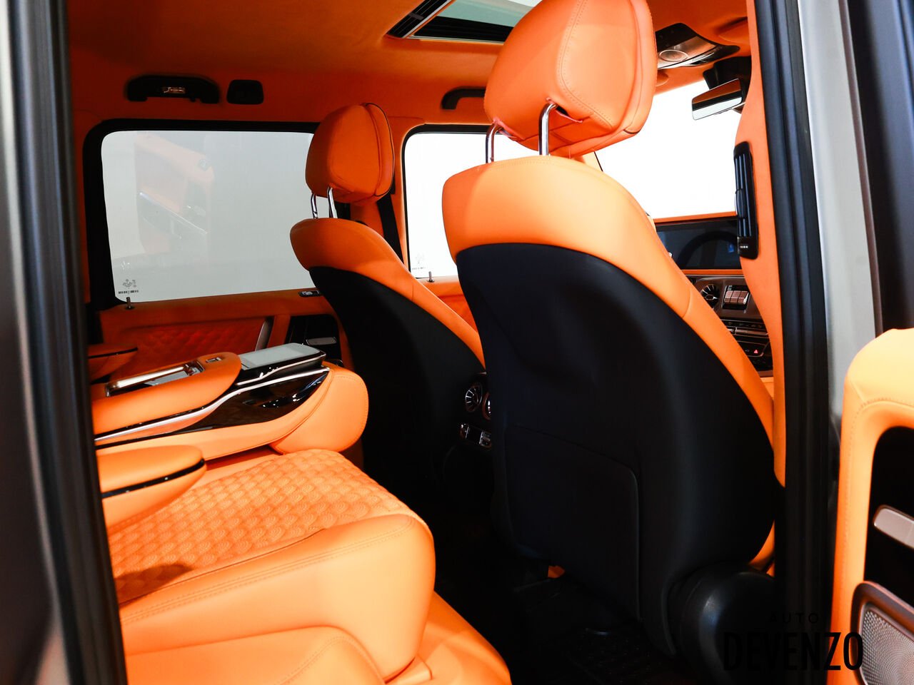 Mercedes-Benz G63 AMG 900 BRABUS & CUSTOM INTERIOR 2023 Argent Saint-Eustache - photo #12