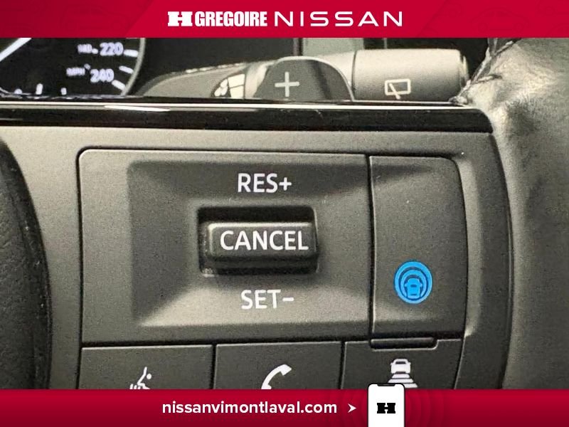 Nissan Pathfinder 2024 Blanc Laval - photo #14