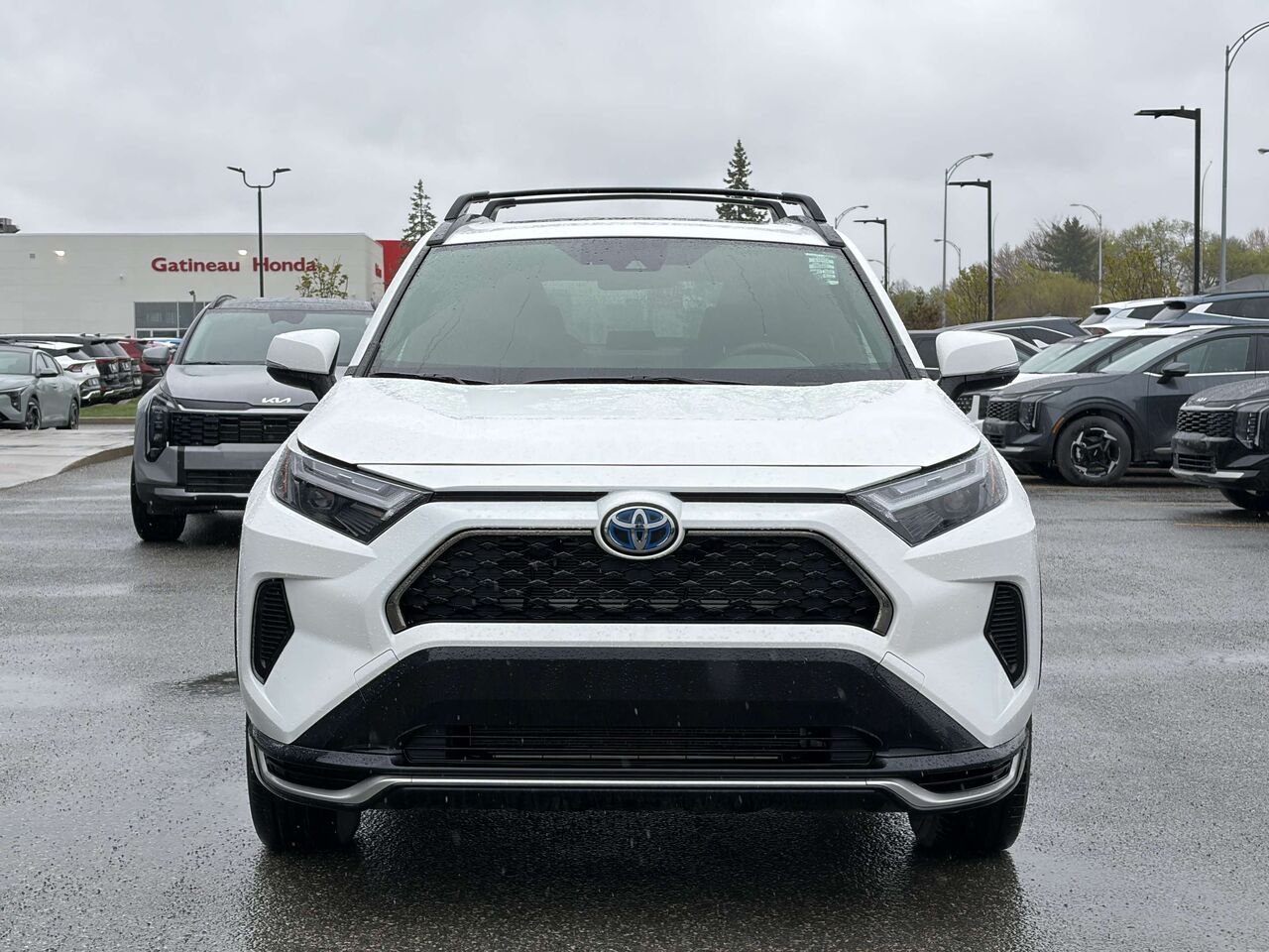 2024 Toyota RAV4 Prime White Gatineau - photo #1
