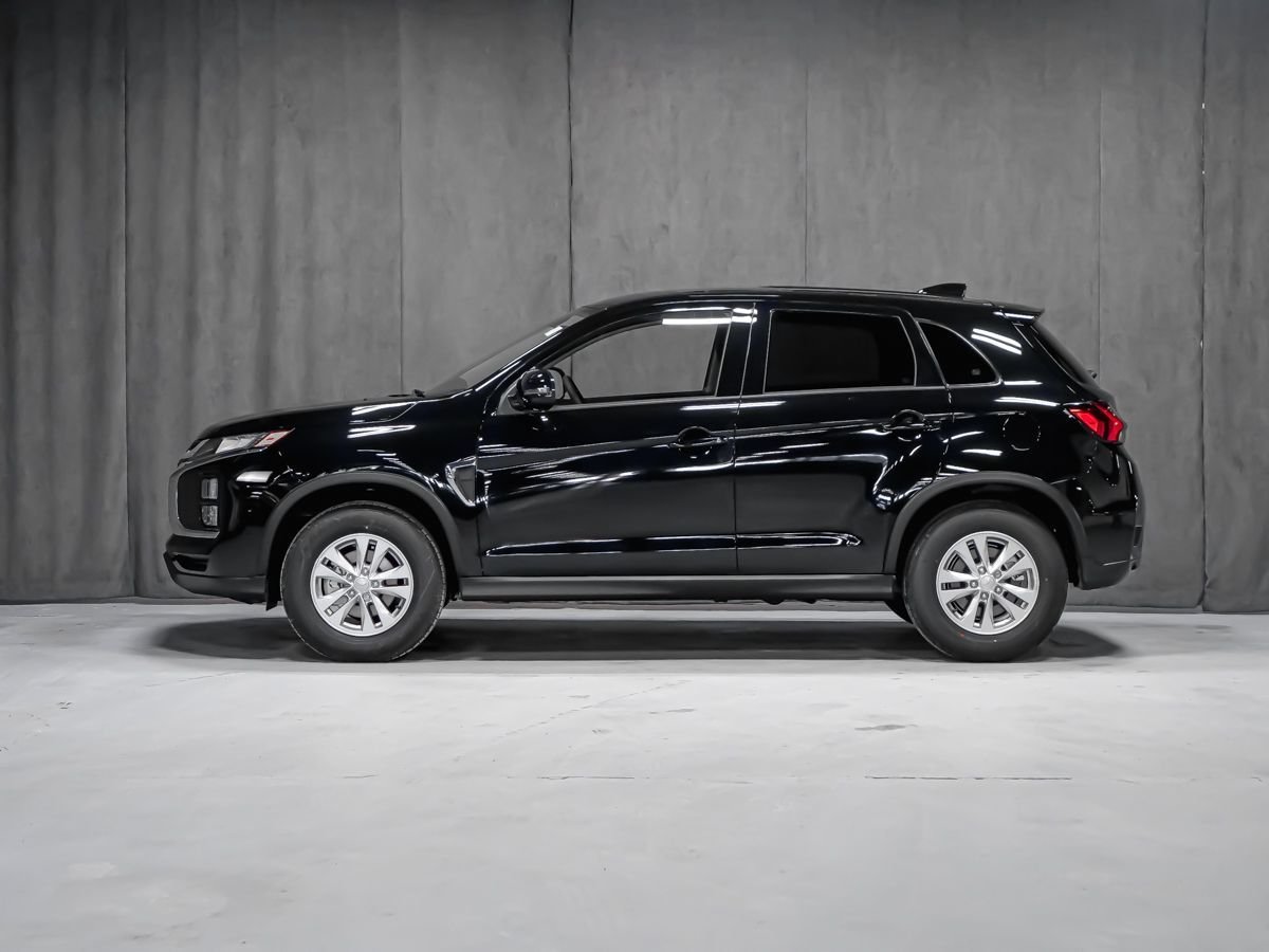 Mitsubishi RVR SE 2026 Noir Labrador Montréal - photo #6