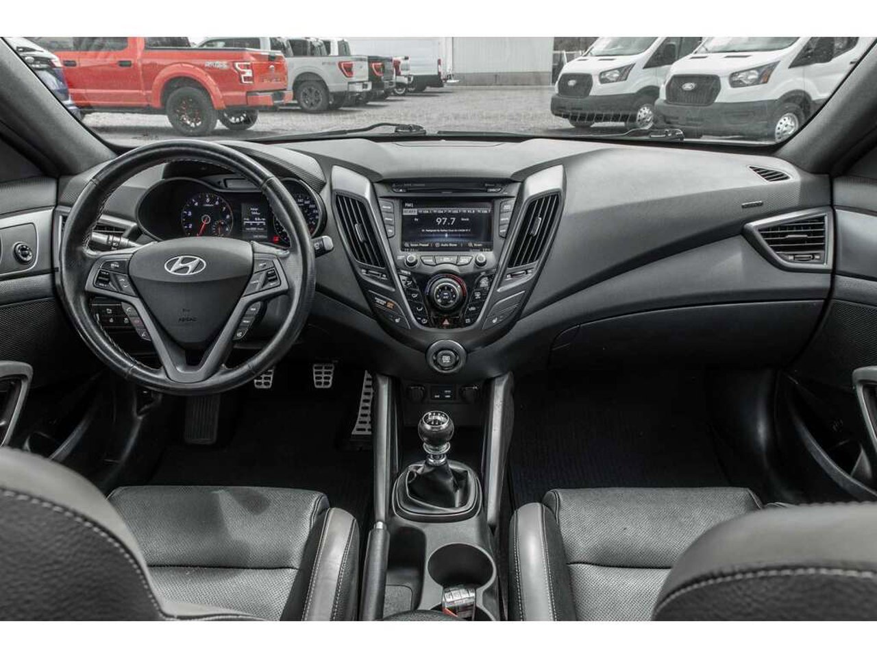 Hyundai Veloster 2019 Blanc Sainte-Julienne - photo #27