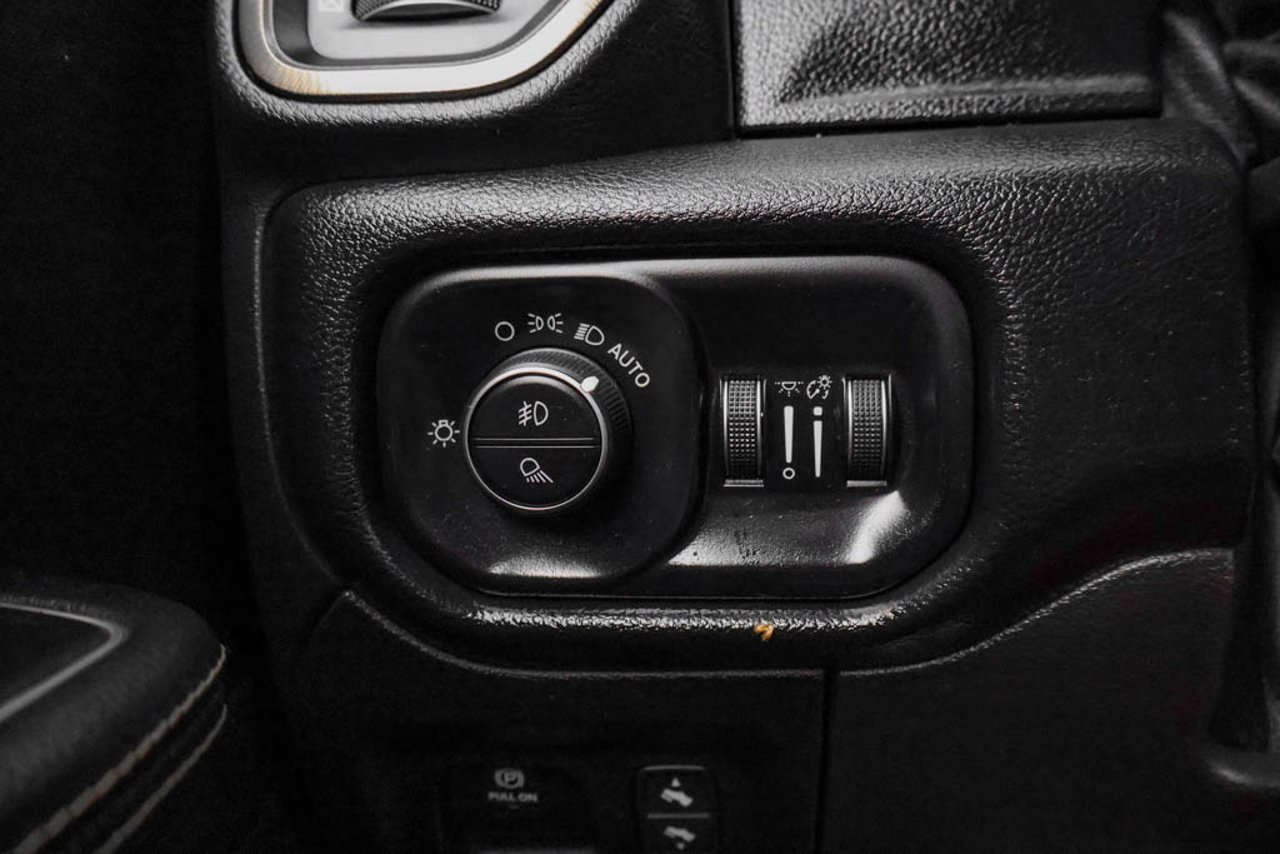 2021 Ram 1500 Sport 4x4 Crew Cab 5'7 Box Blue Sherwood Park - photo #16
