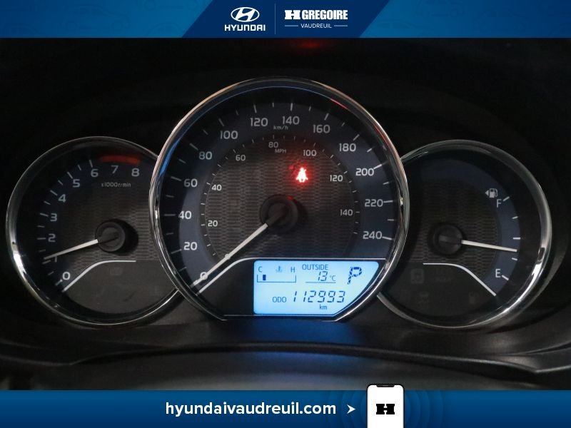 Toyota Corolla 2015 Beige Laval - photo #23
