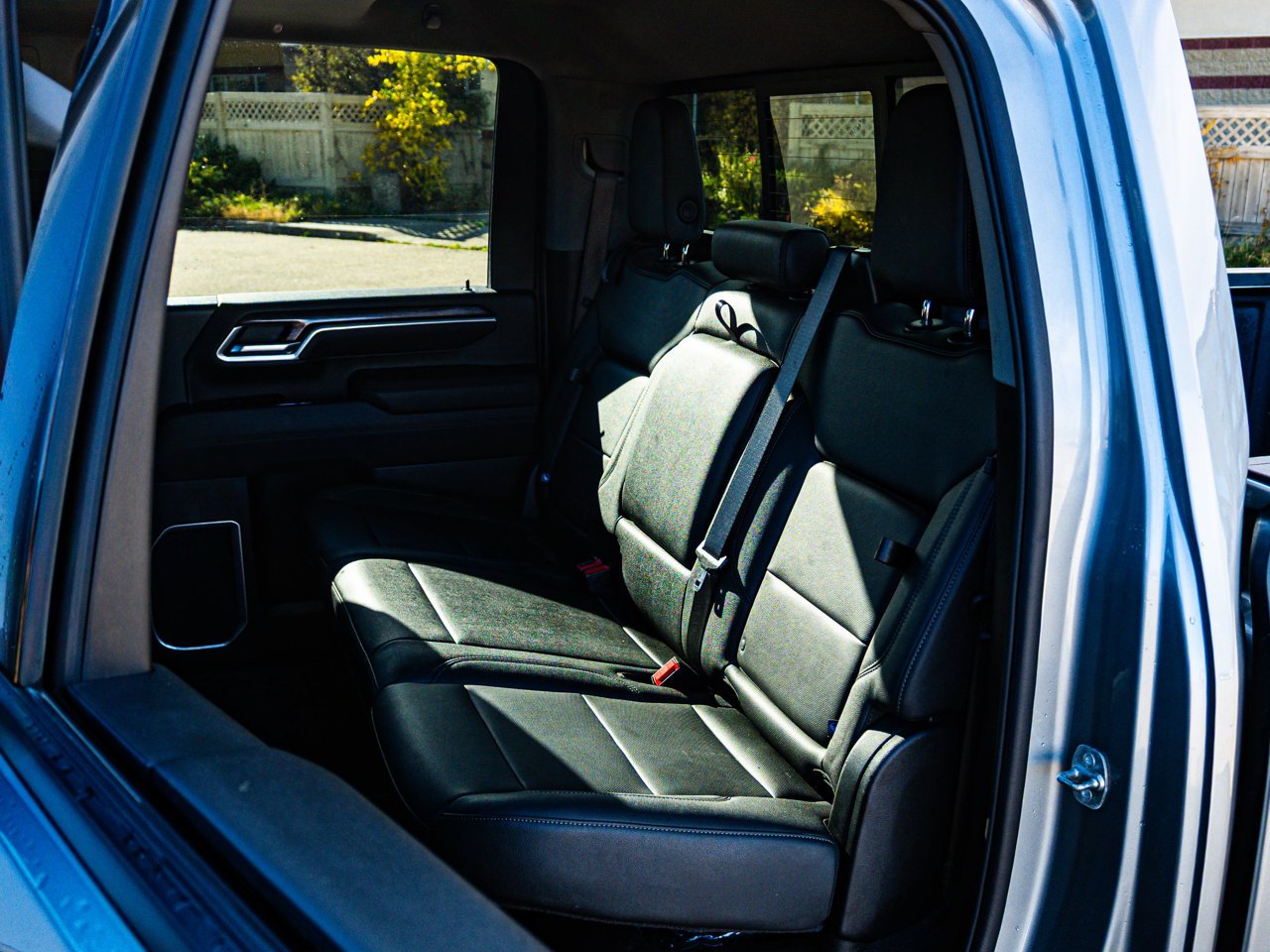 2025 Chevrolet Silverado 3500HD 4WD Crew Cab 159 LTZ Grey Sherwood Park - photo #33
