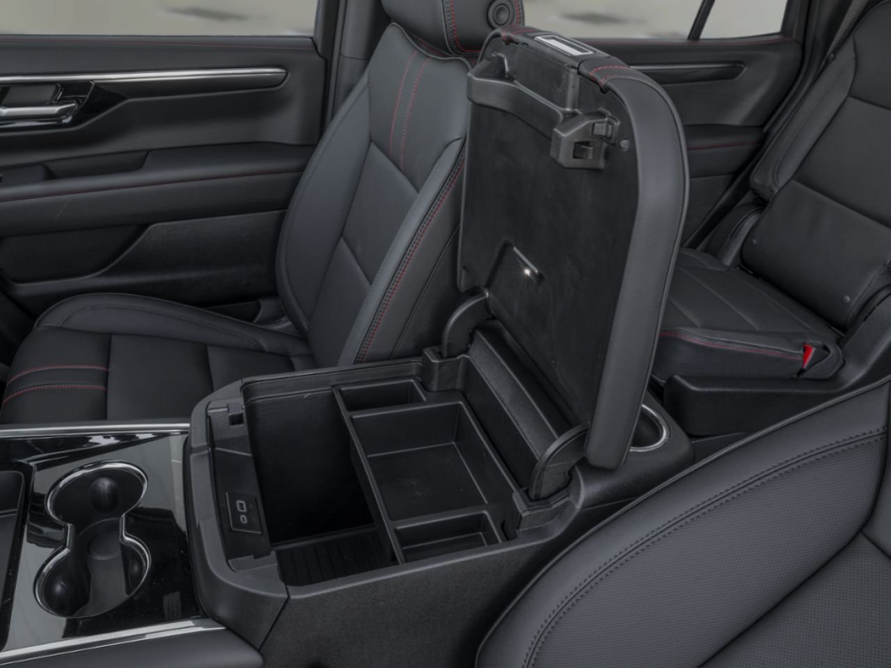 2026 CHEVROLET Tahoe RST 4 portes 4RM Black Amos - photo #7