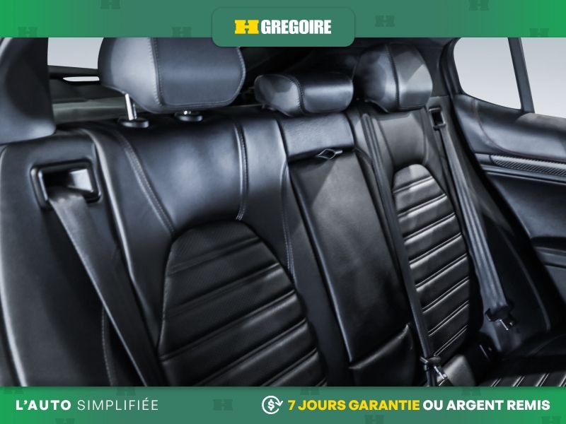 2023 Alfa Romeo Stelvio Black Saint-Eustache - photo #24