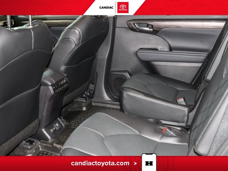 2026 Toyota Highlander Grey Blainville - photo #35