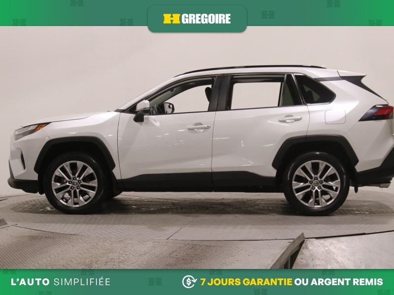 2023 Toyota Rav 4 White Saint-Eustache - photo #4
