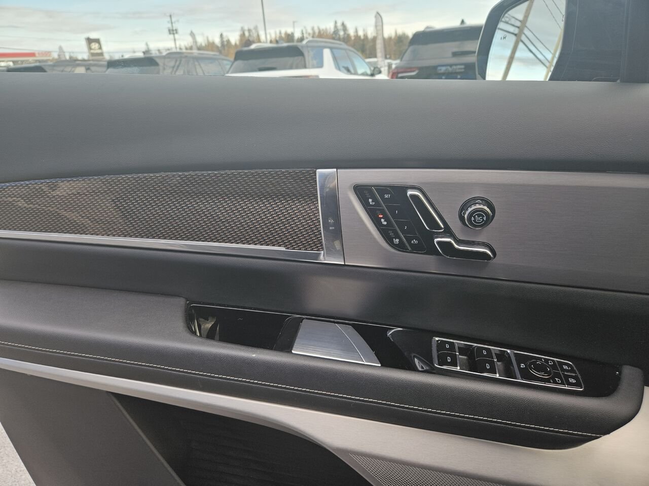 Cadillac VISTIQ Traction intégrale, 4 portes Sport 2026 Noir Thetford Mines - photo #15