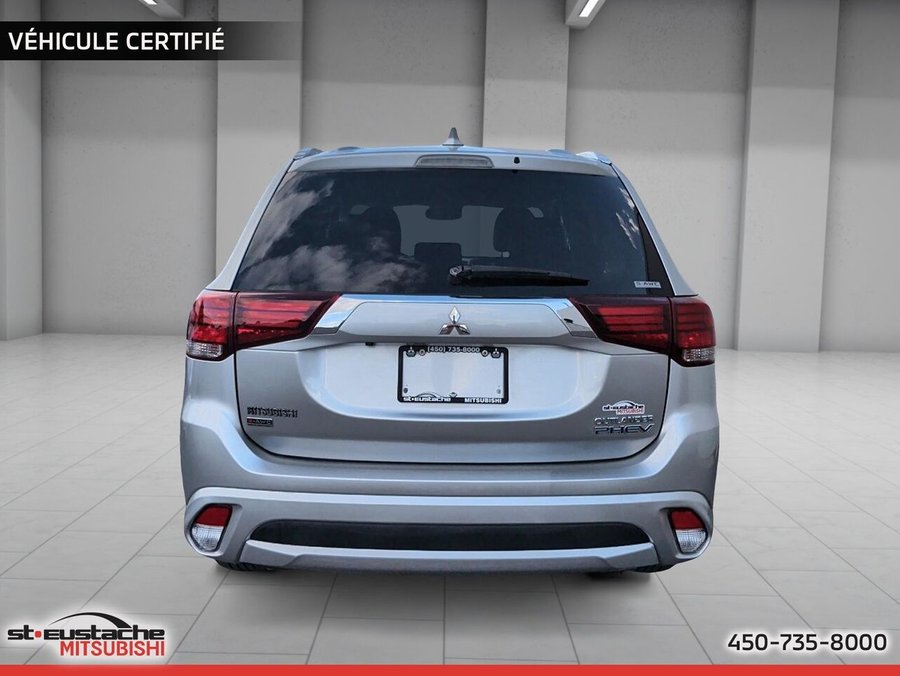 Mitsubishi Outlander PHEV SE PHEV-SIÈGES CHAUFFANTS-CUIR/SUÈDE-35 KM AUTONOMIE ELECTRIQUE 2018 Argent