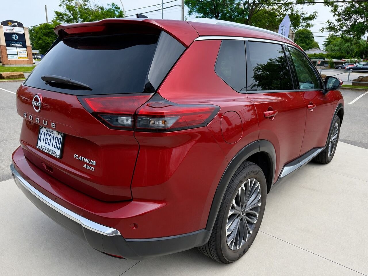 NISSAN Rogue ROGUE PLATINE 2026 Teinte braise écarlate Châteauguay - photo #5