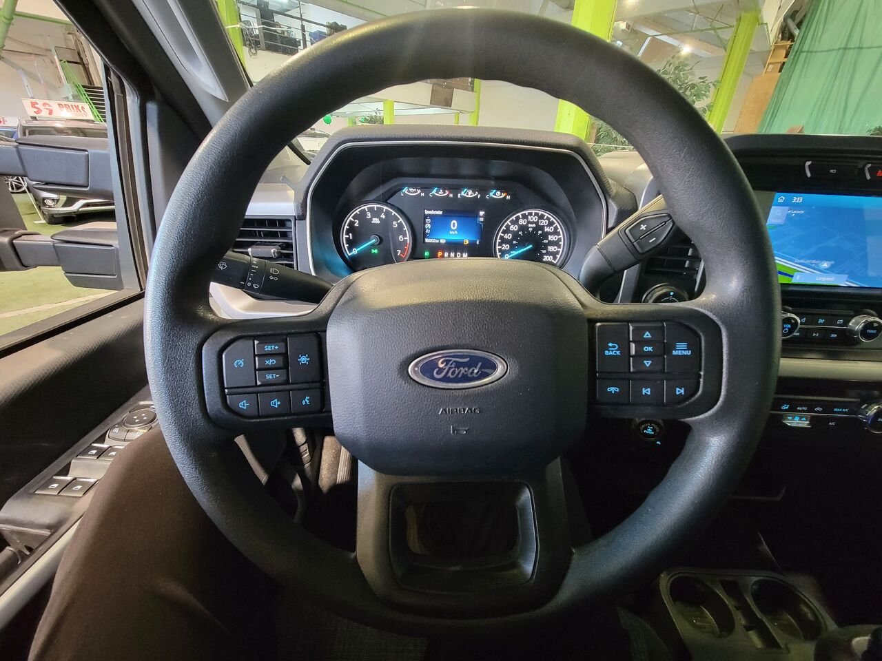 2023 Ford F-150 White  - photo #17