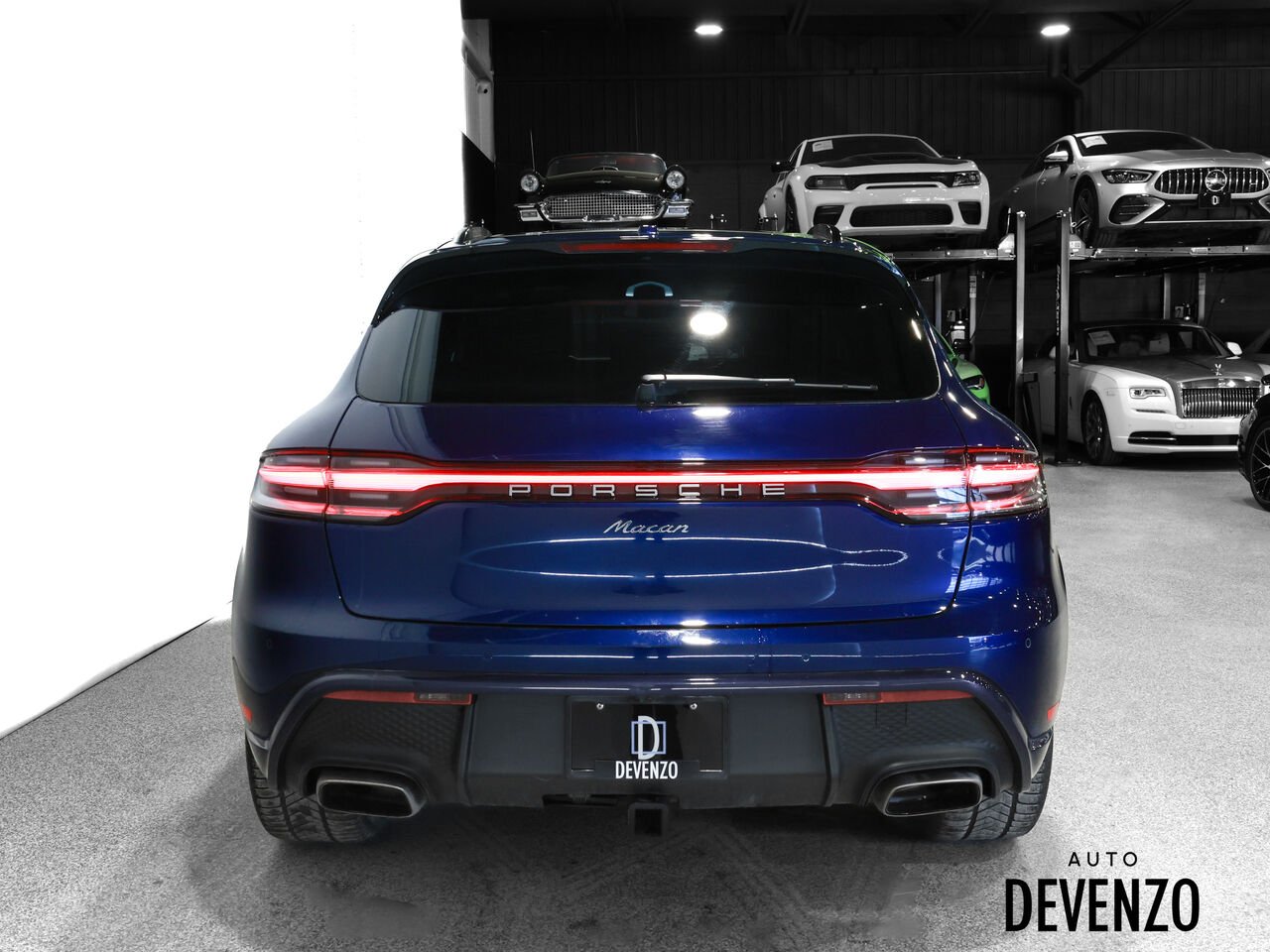 2025 Porsche Macan Blue Saint-Eustache - photo #3