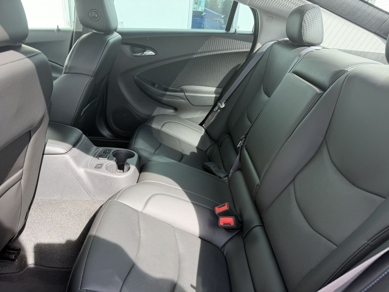 Chevrolet Volt Premier Hybride 2017 Bleu Laval - photo #9