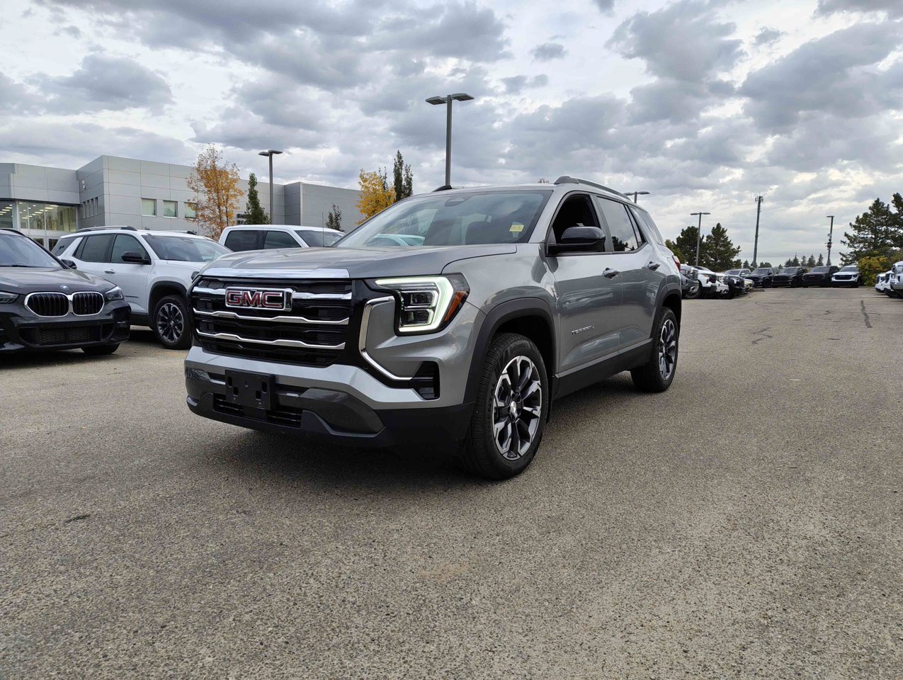 2025 GMC Terrain AWD 4dr Elevation Grey Sherwood Park - photo #3